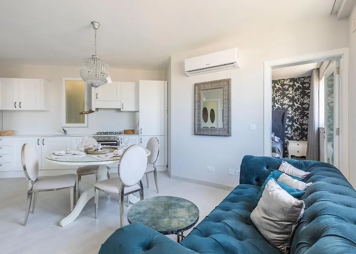 Boutique Style - 2 Bedroom Apartment- Ta\'Xbiex, Sliema Area