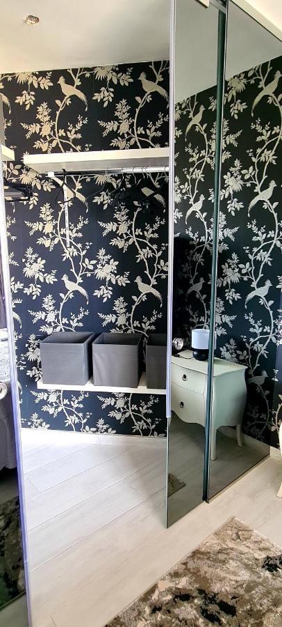 Apartment Boutique Style - 2 Bedroom Apartment- Ta'xbiex, Sliema Area *