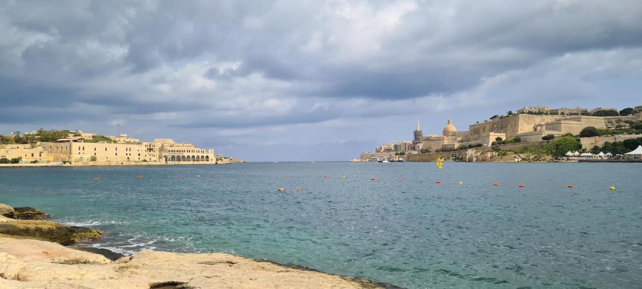 Boutique Style - 2 Bedroom Apartment- Ta'xbiex, Sliema Area * Ta Xbiex