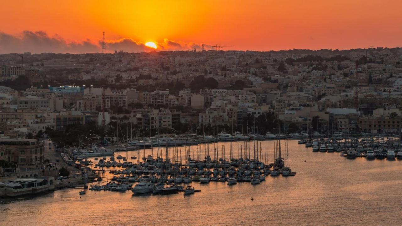 Boutique Style - 2 Bedroom Apartment- Ta'xbiex, Sliema Area * Ta Xbiex